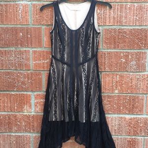Ali & jay lace dress small